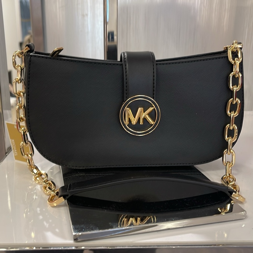 MICHAEL KORS CARMEN SMALL POUCHETTE SHOULDER CHAIN BAG BLACK/GOLD TONED HARDWARE - Picture 7 of 16